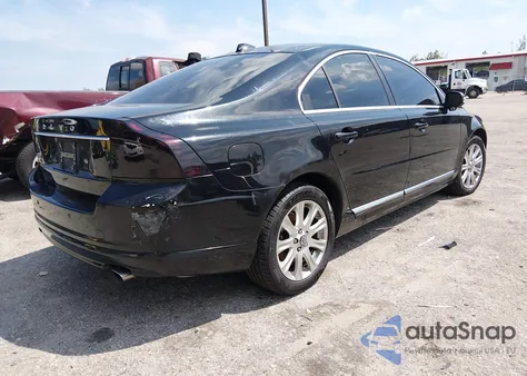 2011 Volvo S80 3.2 from USA, damaged, VIN YV1952AS0B1144210